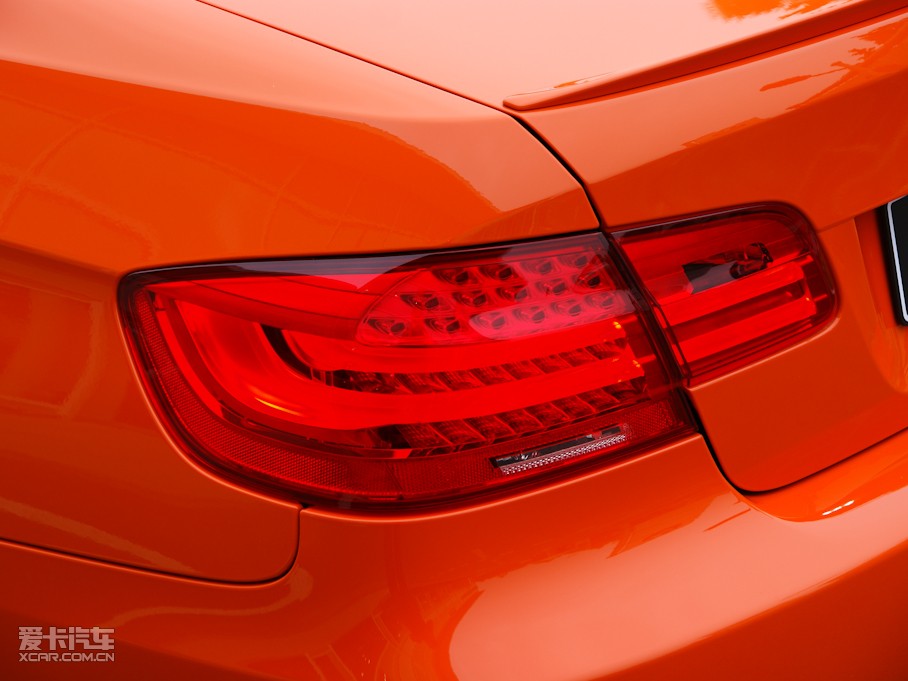 2010RM3pT 4.0 V8 25ذ