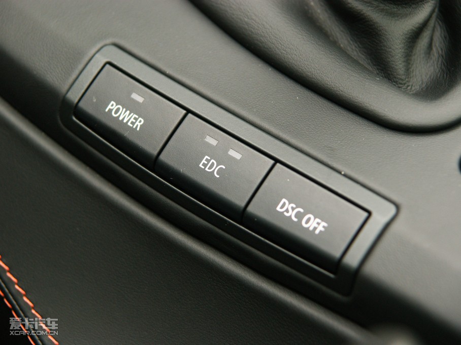 2010RM3pT 4.0 V8 25ذ