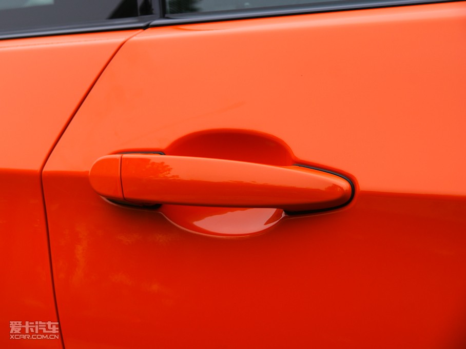 2010RM3pT 4.0 V8 25ذ