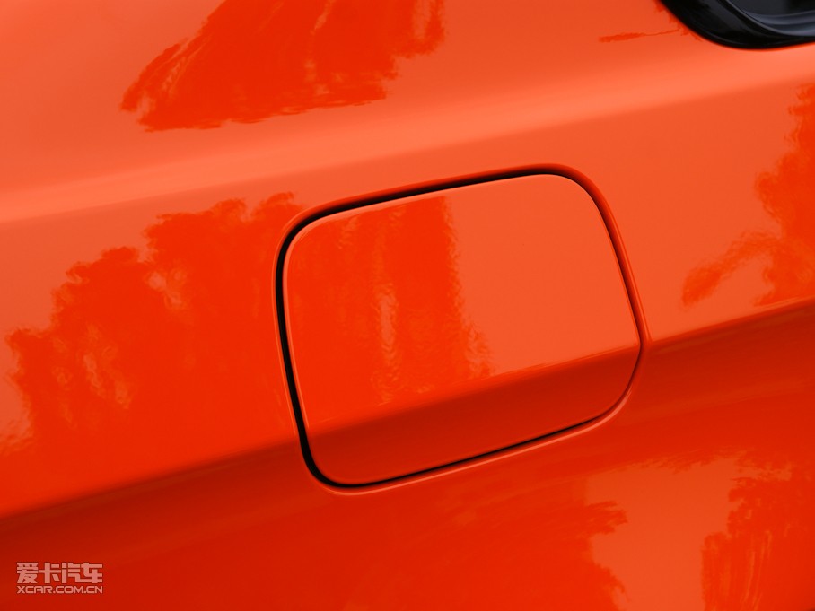 2010RM3pT 4.0 V8 25ذ