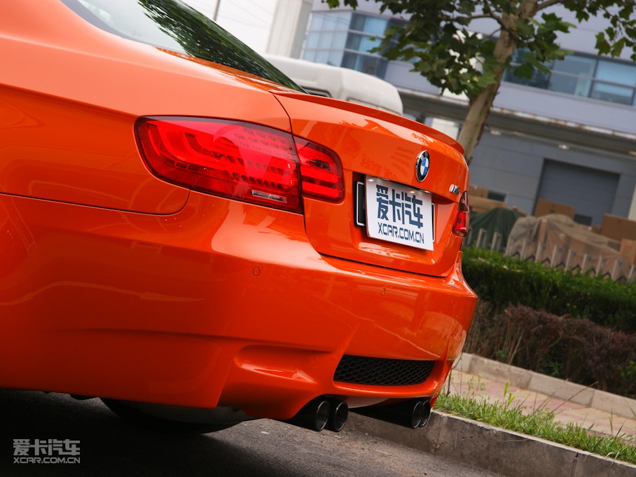 2010RM3pT 4.0 V8 25ذ