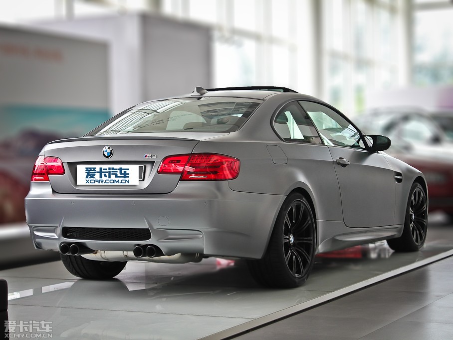 2011RM3pT 4.0 V8 pT̼w픰