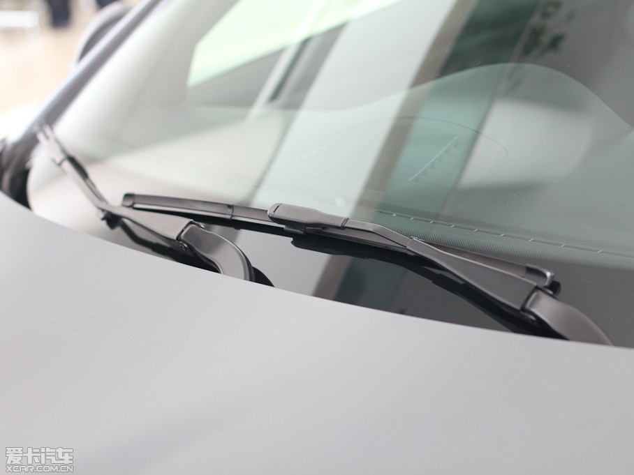 2011RM3pT 4.0 V8 pT̼w픰