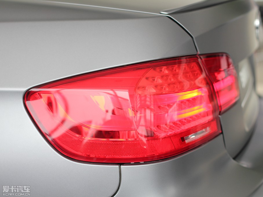 2011RM3pT 4.0 V8 pT̼w픰