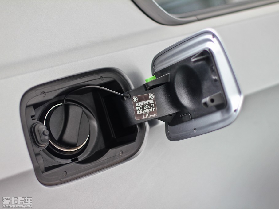 2011RM3pT 4.0 V8 pT̼w픰