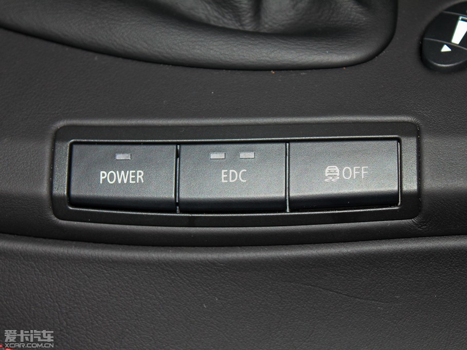 2011RM3pT(mn) 4.0 V8 pT(mn)̼w픰