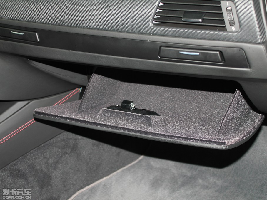 2011RM3pT 4.0 V8 pT̼w픰