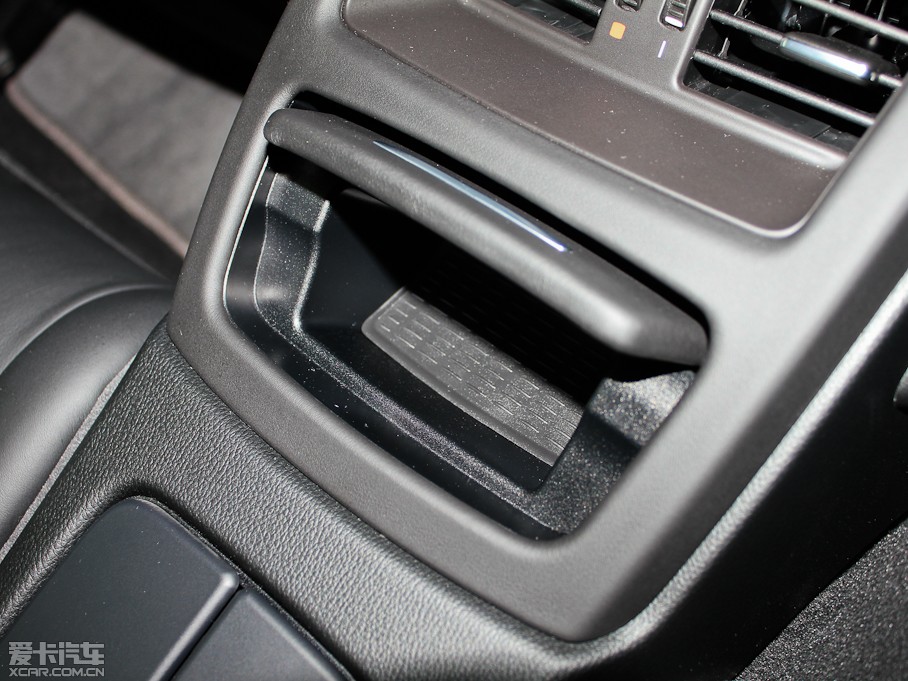 2011RM3pT 4.0 V8 pT̼w픰