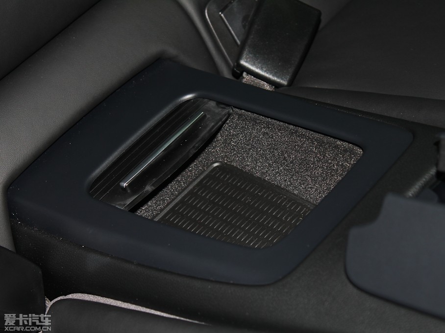 2011RM3pT 4.0 V8 pT̼w픰