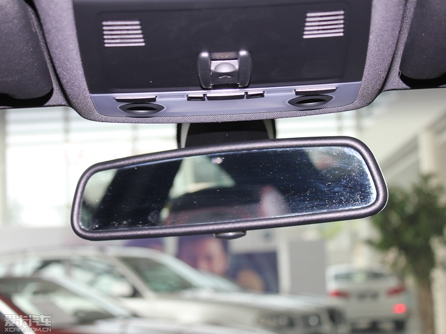 2011RM3pT 4.0 V8 pT̼w픰