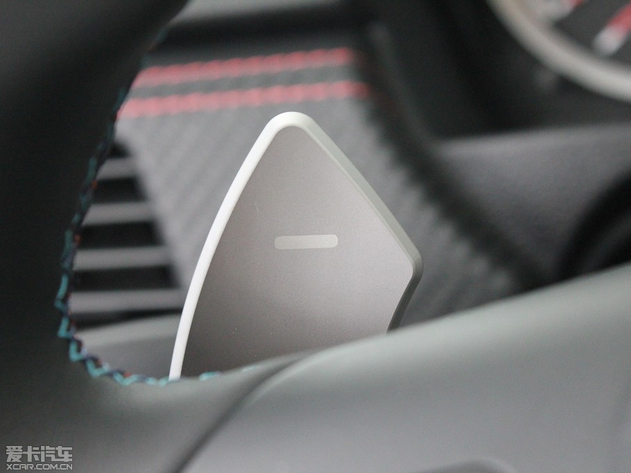 2011RM3pT 4.0 V8 pT̼w픰