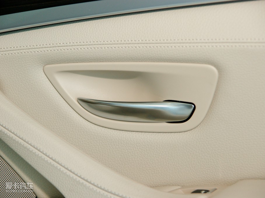 2011R5ϵ(M) 535i A\Ӱ