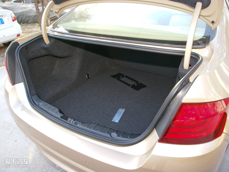 2011R5ϵ(M) 535i I\Ӱ