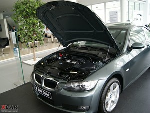 2009款320i 双门轿跑车 其它