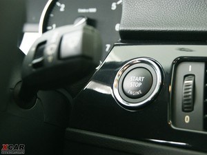 2009款320i 双门轿跑车 中控区