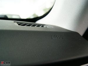 2009款320i 双门轿跑车 空间座椅