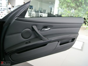 2009款320i 双门轿跑车 空间座椅
