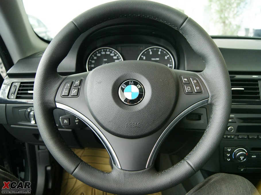 2009��R3ϵ�p�T 320i �p�T�I��܇