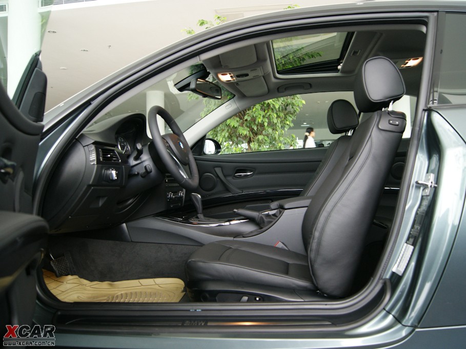 2009��R3ϵ�p�T 320i �p�T�I��܇