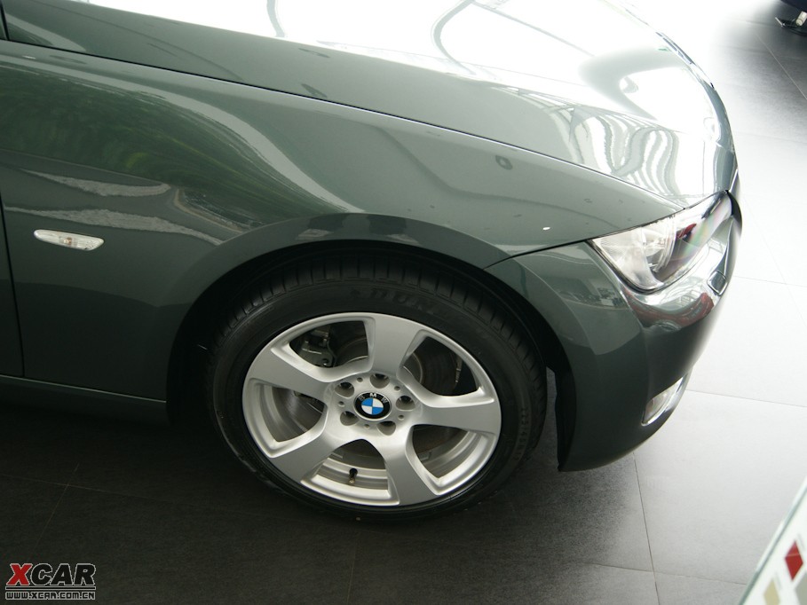 2009��R3ϵ�p�T 320i �p�T�I��܇