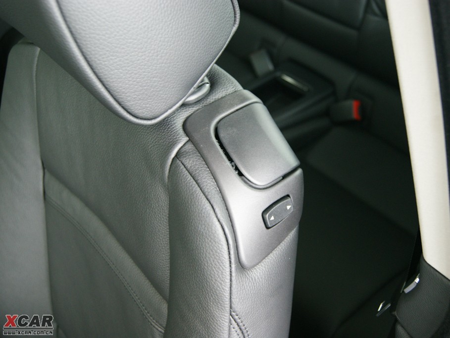 2009��R3ϵ�p�T 320i �p�T�I��܇