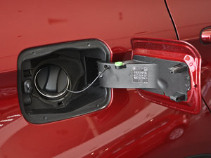 2011款xDrive 35i 油箱盖