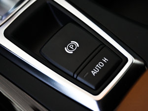 2011款xDrive 35i 驻车制动器