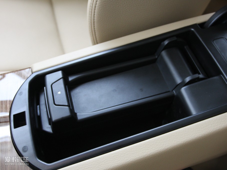 2011RX3Mڣ xDrive 35i A