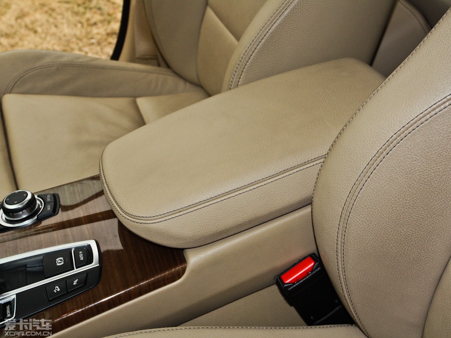 2011RX3Mڣ xDrive 35i A