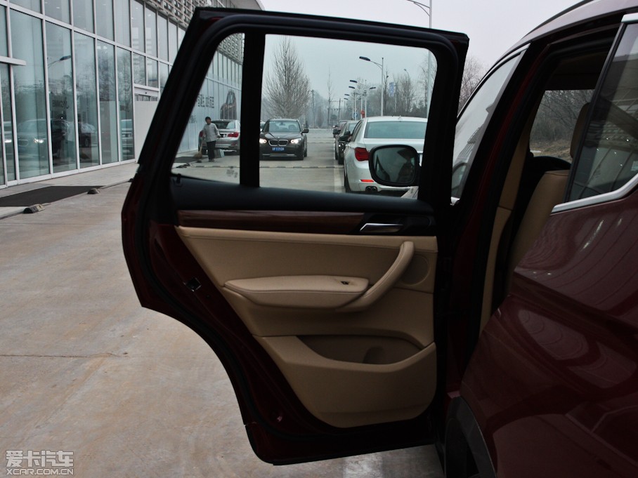 2011RX3Mڣ xDrive 35i A