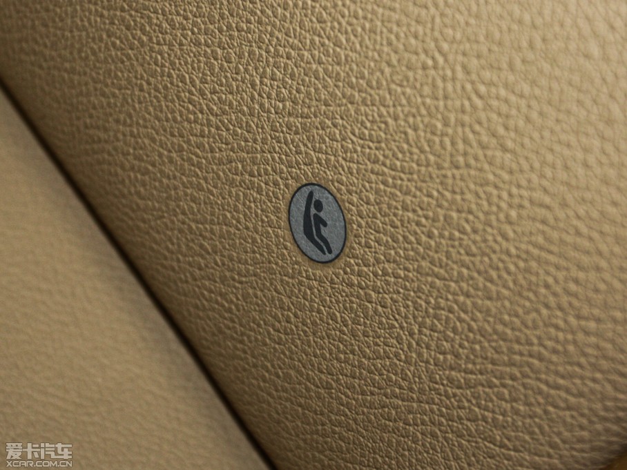 2011RX3Mڣ xDrive 35i A