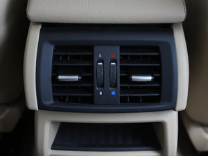 2011xDrive 35i A п؅^(q)