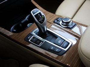 2011xDrive 35i A п؅^(q)