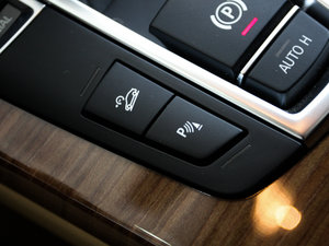 2011xDrive 35i A п؅^(q)