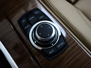 2011xDrive 35i A п؅^(q)