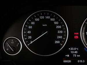 2011xDrive 35i A п؅^