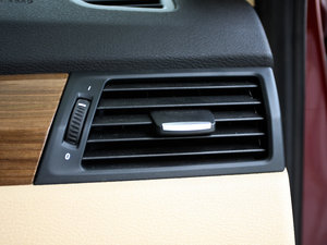 2011xDrive 35i A п؅^