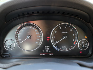 2011xDrive 35i A п؅^