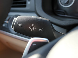 2011xDrive 35i A п؅^