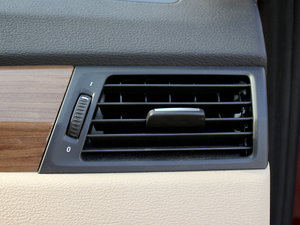 2011xDrive 35i A п؅^