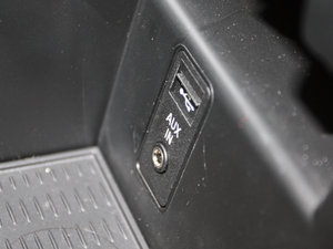 2011xDrive 35i A п؅^