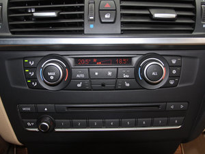 2011xDrive 35i A п؅^