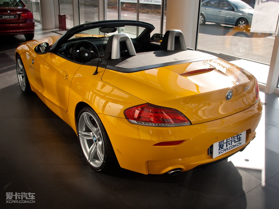 2011RZ4 sDrive35is O°