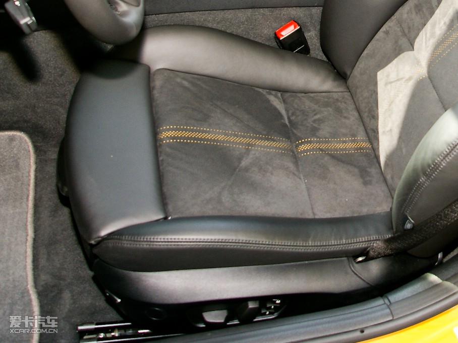 2011��RZ4 sDrive35is ����O�°�