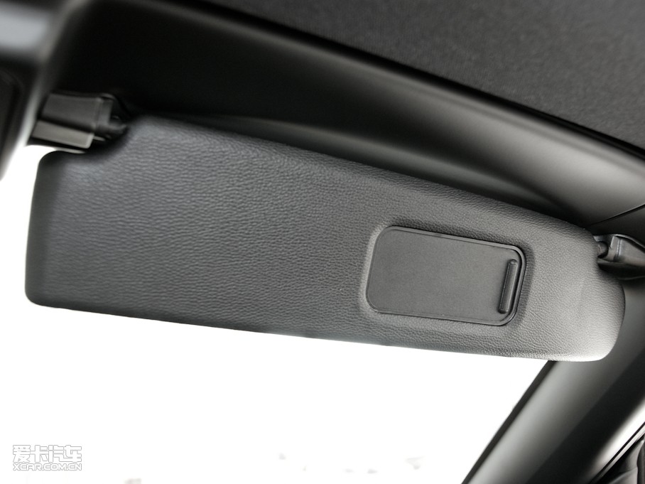 2011��RZ4 sDrive35is ����O�°�