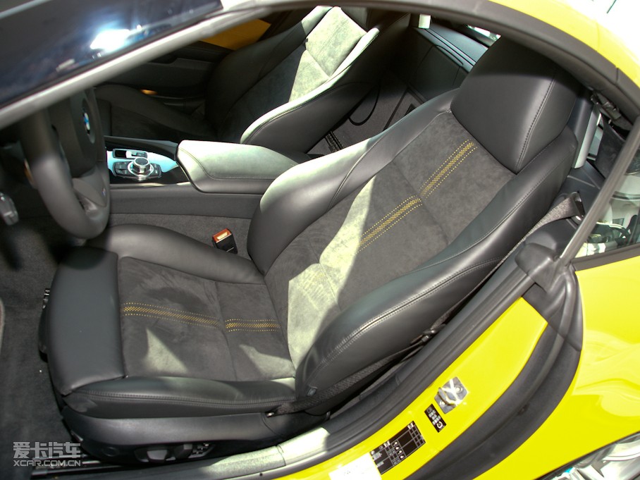 2011RZ4 sDrive35is O°