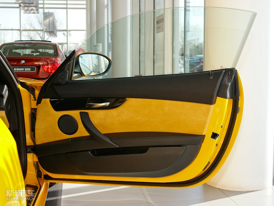 2011��RZ4 sDrive35is ����O�°�