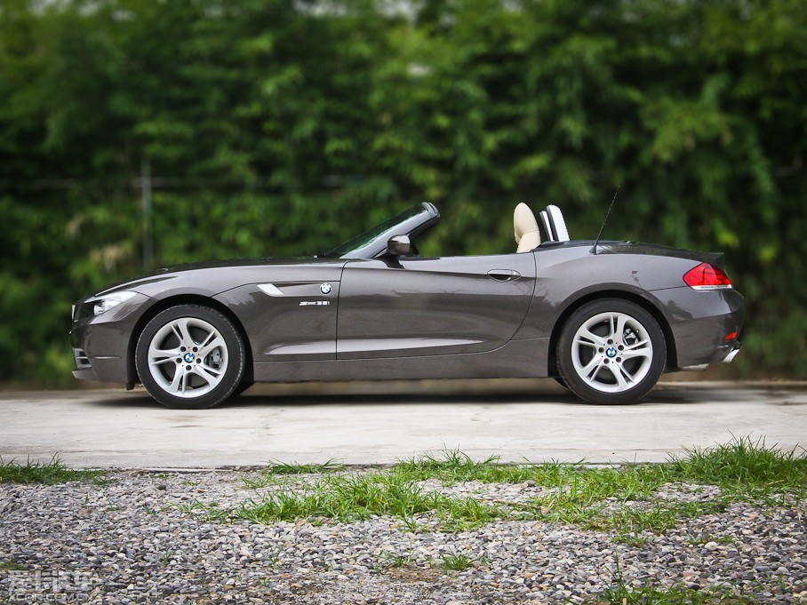 2011RZ4 sDrive35is