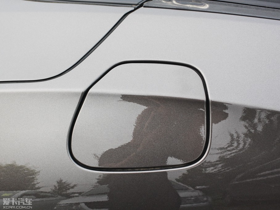 2011RZ4 sDrive35is