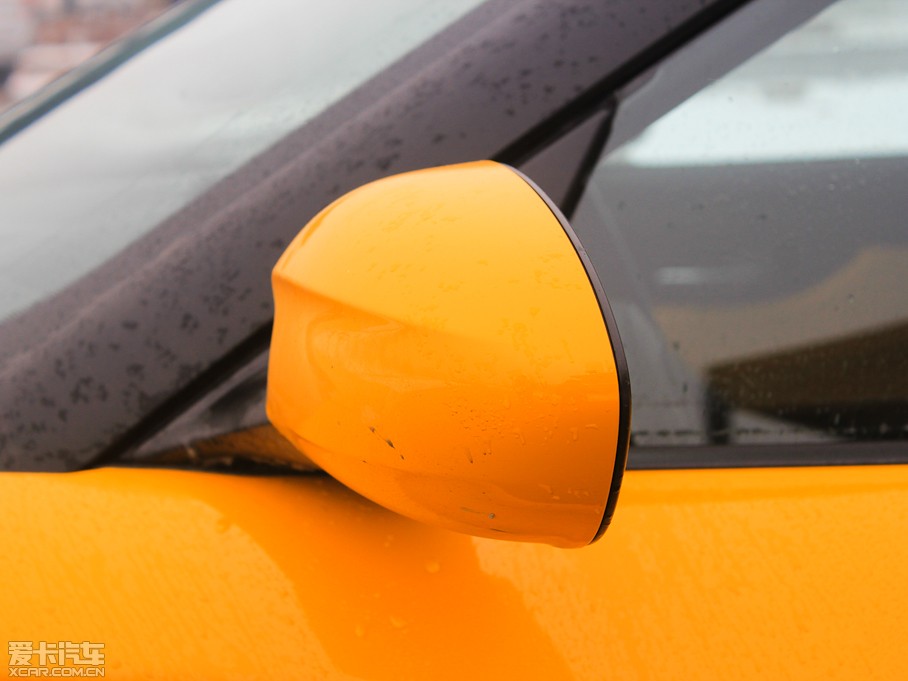 2011��RZ4 sDrive35is ����O�°�